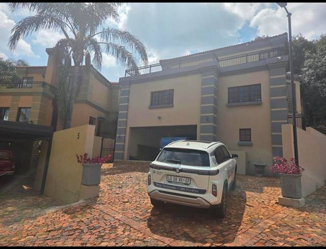 4 BEDROOM PROPERTY TO RENT IN FAERIE GLEN